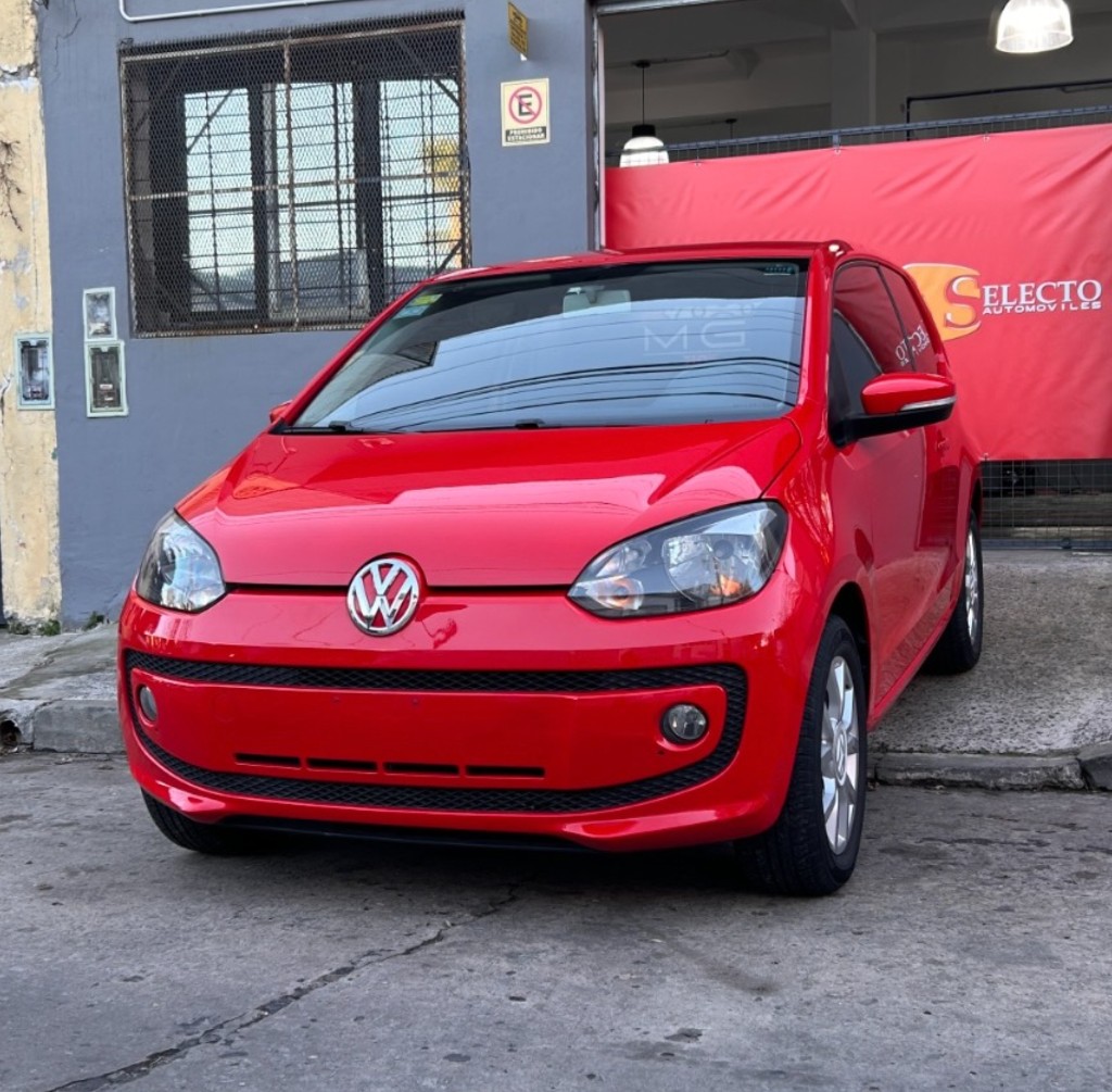 Volkswagen Up entregado en Selecto Detail